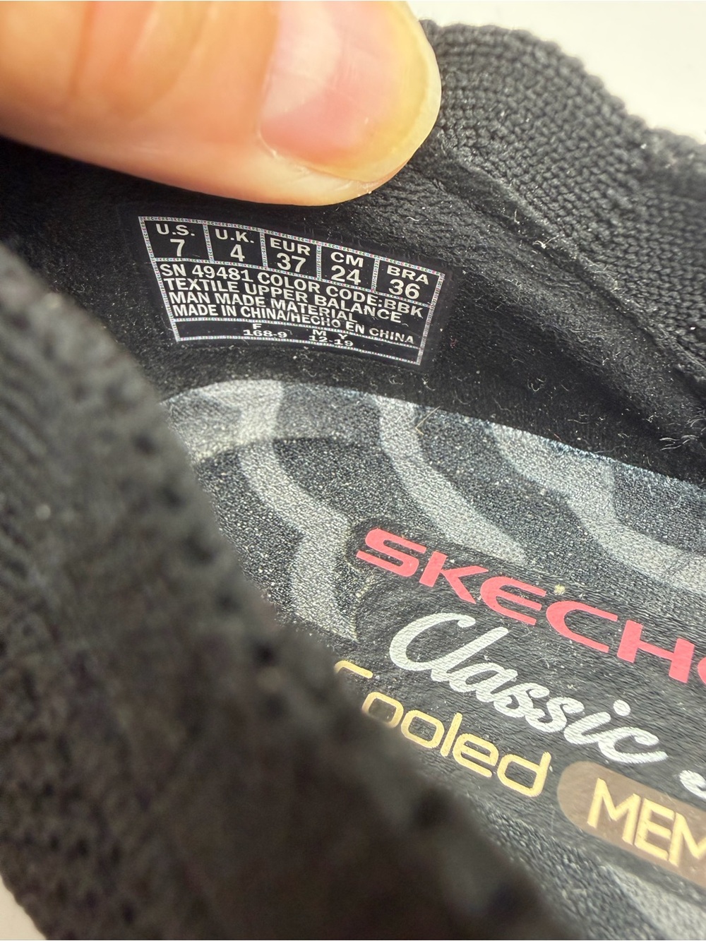 Skechers Women's Shoes Size 7 Black Slip On Air-Cooled Memory Foam 49481W - Picture 4 of 13